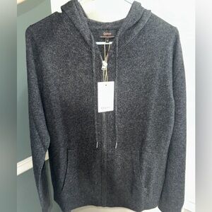 Quince Women’s Charcoal Zip-Up Sweater